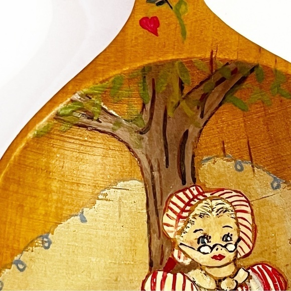 Norwegian Folk Art Hand-Painted Wooden Spoon Girl Bonnet Tree Chicks Signed - Picture 14 of 16